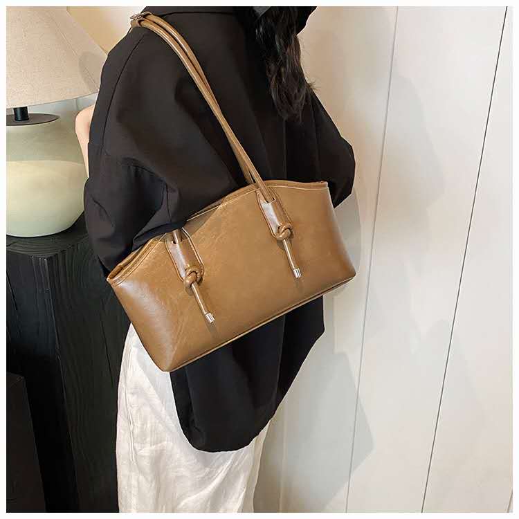 Women's camel shoulder bag