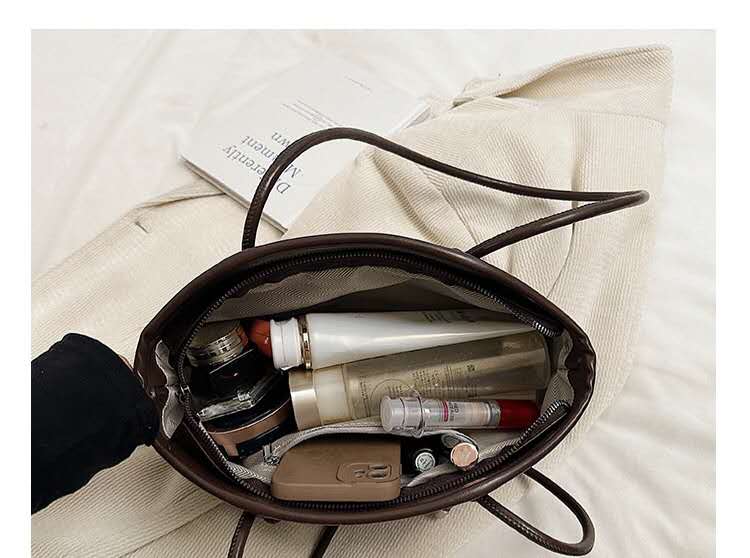 Women's camel shoulder bag