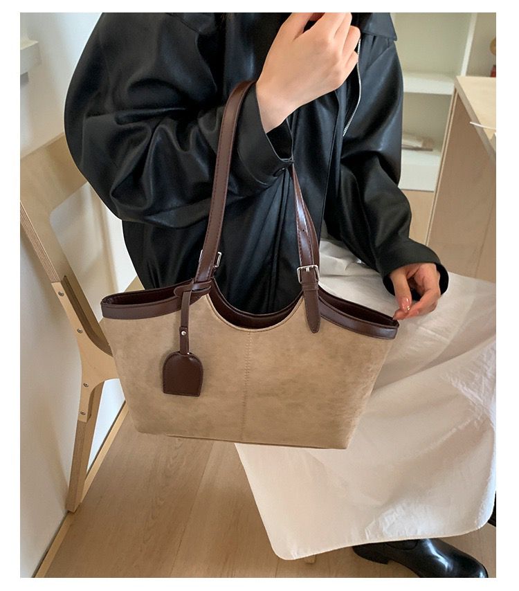 Impressive Shape Women's Bag