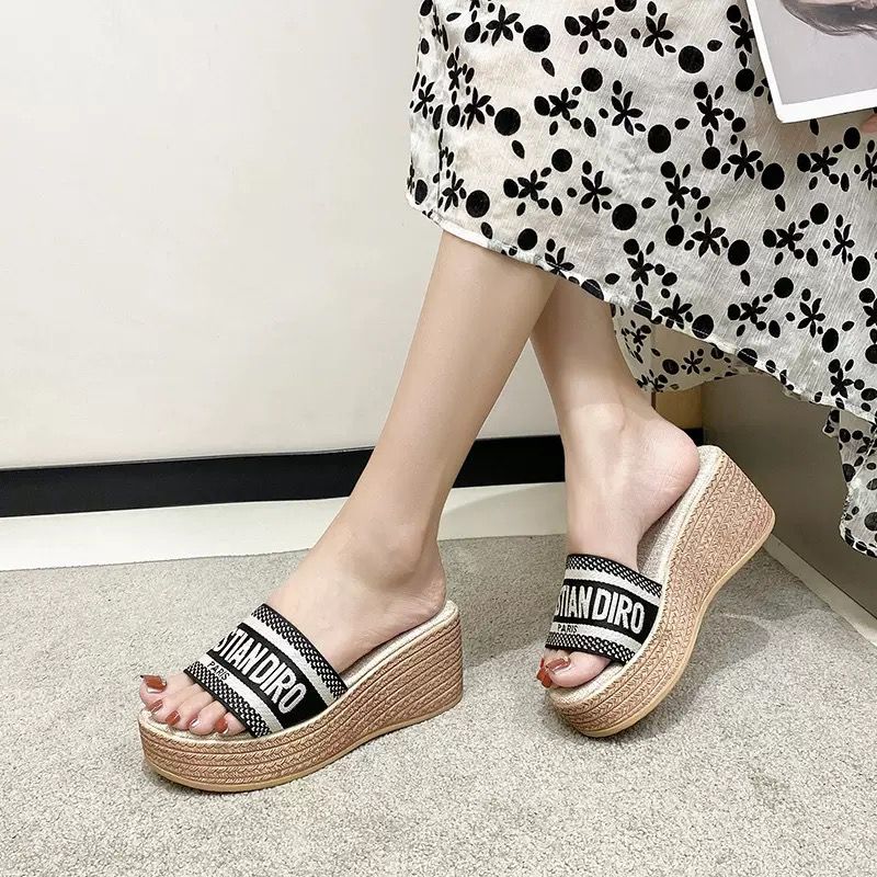 Wedge / Balance Heel