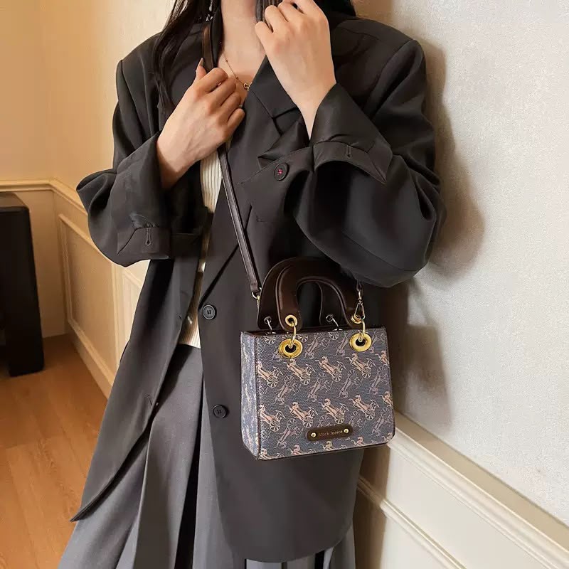 Women’s Dior Shoulder & Hand Bag