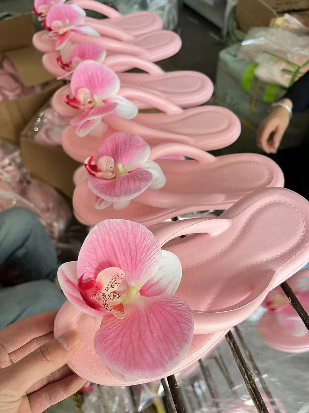 Waterproof women's flower slipper