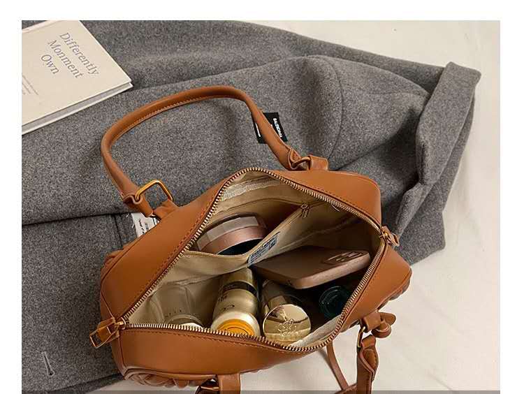Women's stylish bag