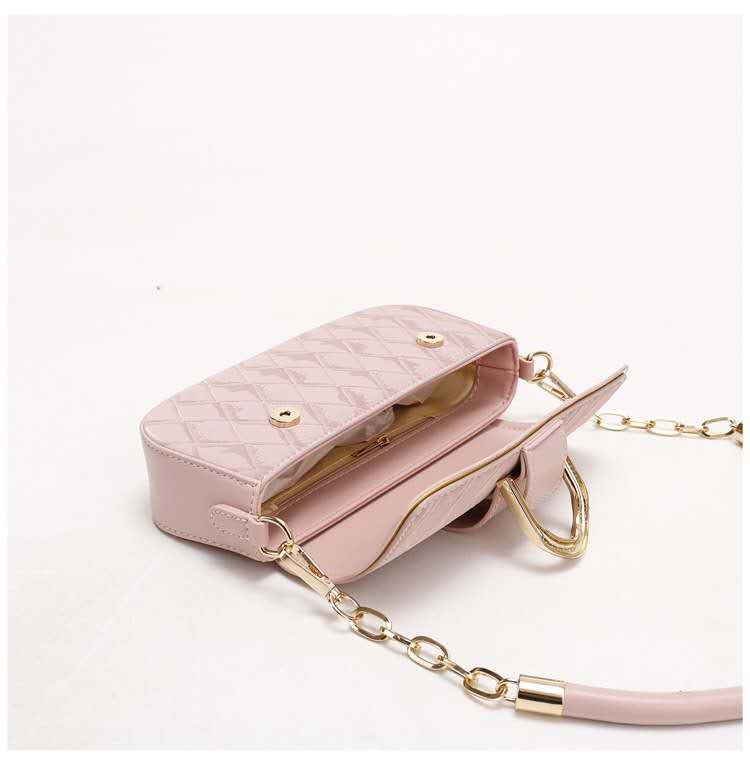 Blush Belle Chain Shoulder Bag