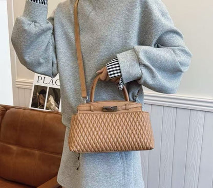 Bella Weave Handbag