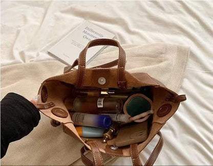 Elite Daily Tote
