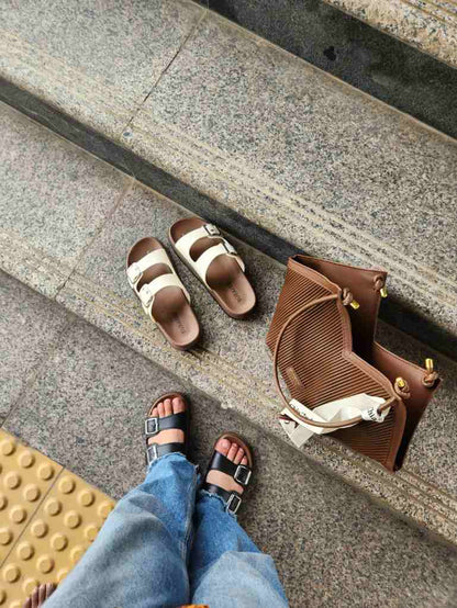 Urban Buckle Waterproof Women's Shoe BR