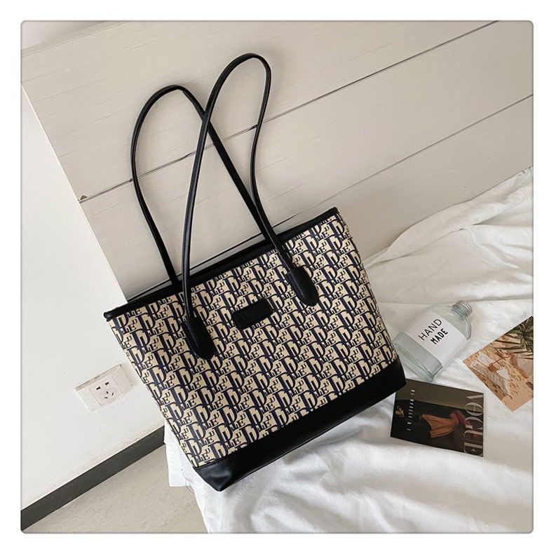 Velvet Quilt Bag