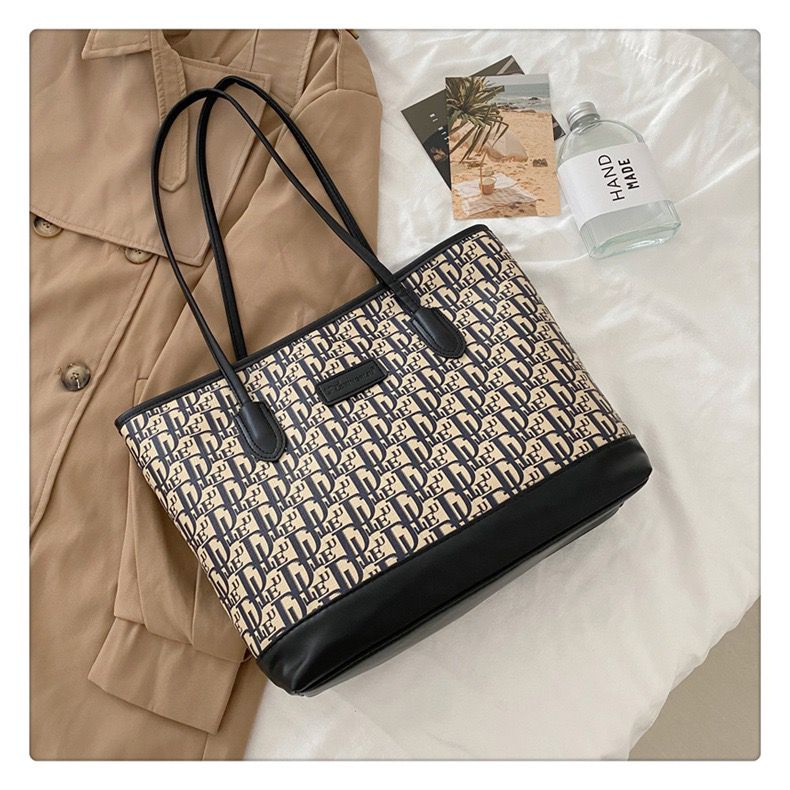Velvet Quilt Bag