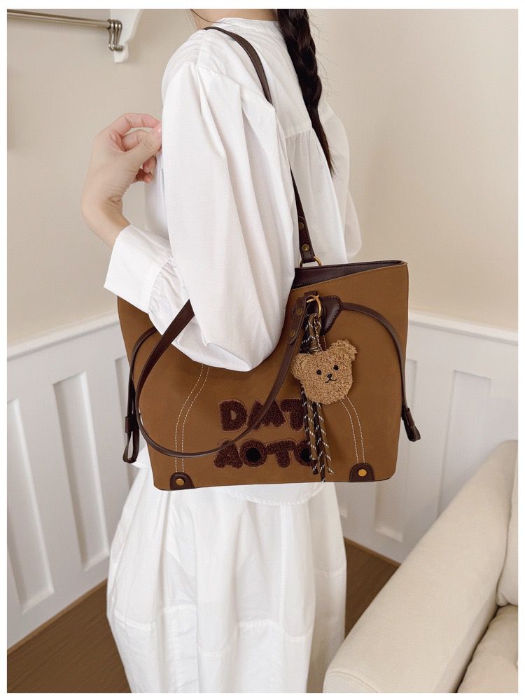 Café Teddy Carryall Bag